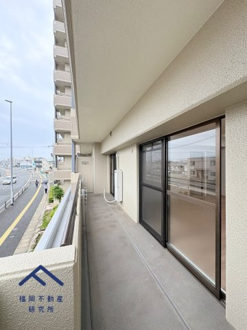 アムール和白駅のバルコニー