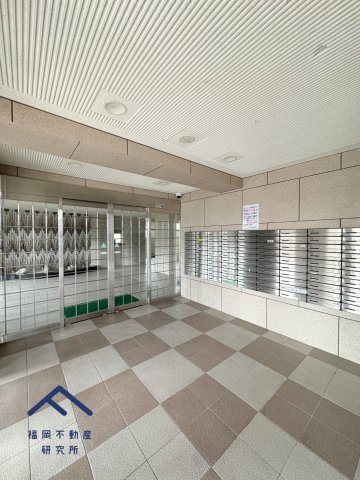 アムール和白駅のエントランス
