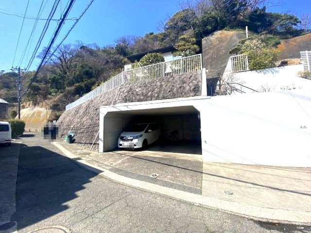 海まで5分！高台に佇む和風邸宅　5LDKの外観|外観