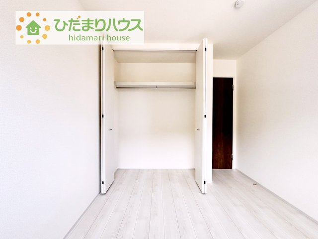 【収納】 | かすみがうら市下稲吉2期　新築戸建　8号棟 | お子様グッズを片付けるのにも、困りませんね！