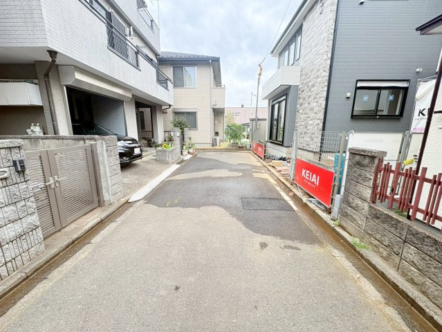 川越市旭町2丁目　新築分譲　東武東上線『川越駅』徒歩19分　【大塚小学区】の前面道路含む現地写真
