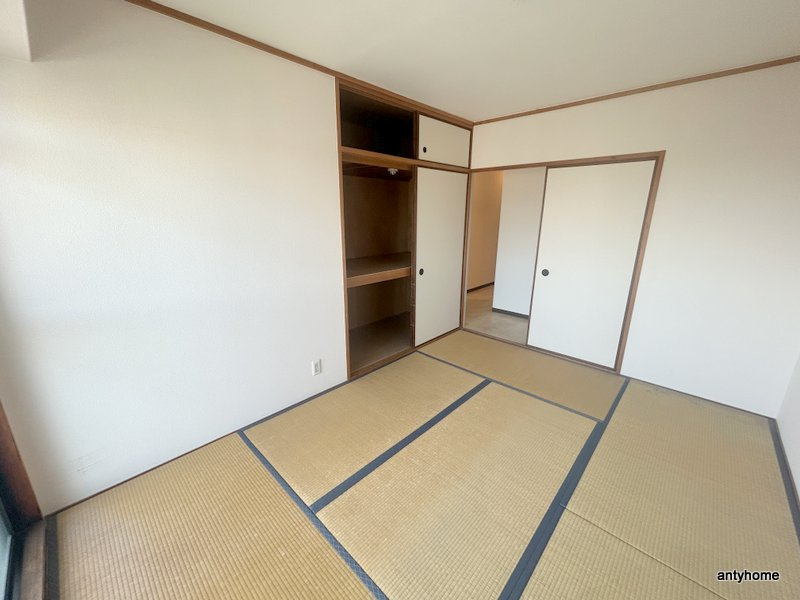 ロベリア弐番館　仲介手数料無料の洋室