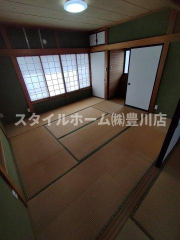 サニーハウス町並の和室
