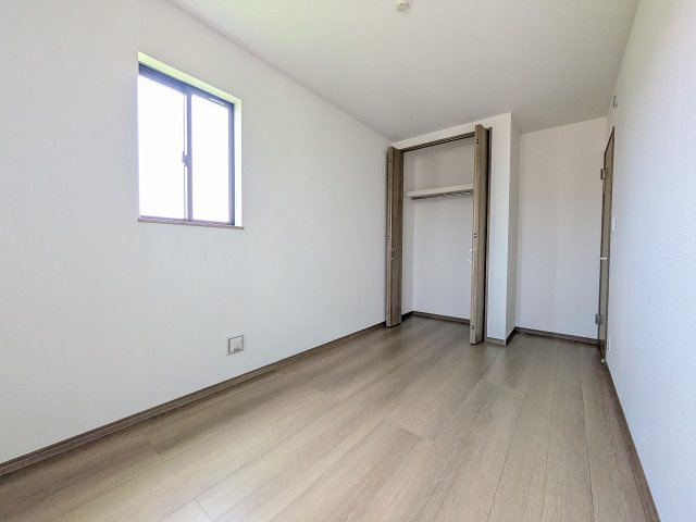八王子市　弐分方町　新築一戸建て　１１期の収納|～収納力の高いクローゼット完備～