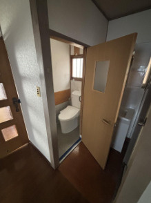 藤江焼野貸戸建のトイレ