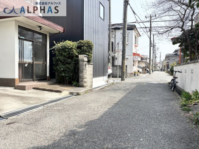 【前面道路含む現地写真】 | 明石市貴崎五丁目　一戸建て | ■南西道路に面し陽当たり良好です♪