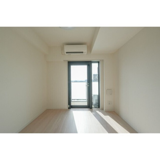 【居間・リビング】 | Ｌａ　Ｄｏｕｃｅｕｒ川崎Ⅰ