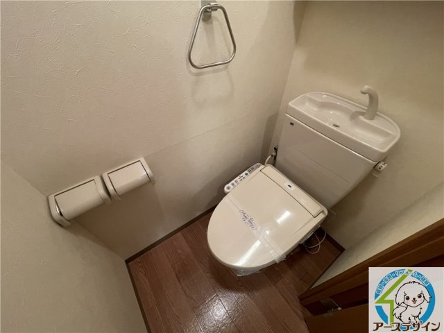 シェルル・ハナミズキのトイレ