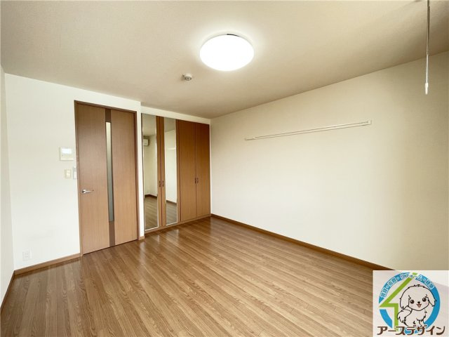 シェルル・ハナミズキの寝室