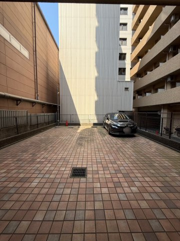 プレジオ中之島の駐車場