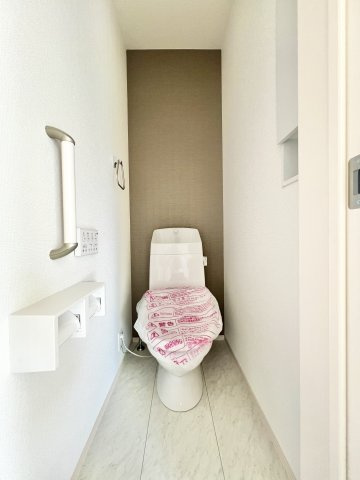 ブルーミングガーデン 磐田市東新町2丁目 1期1号棟のトイレ|清潔感のあるトイレ！
