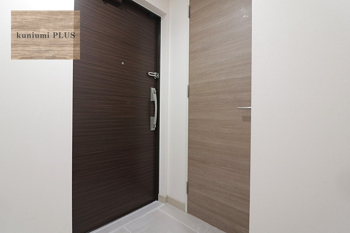 リバーガーデン福島木漏れ日の丘AB棟の玄関