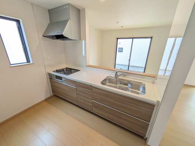 八王子市　弐分方町　新築一戸建て　１１期のキッチン|～使い勝手の良いシステムキッチン～