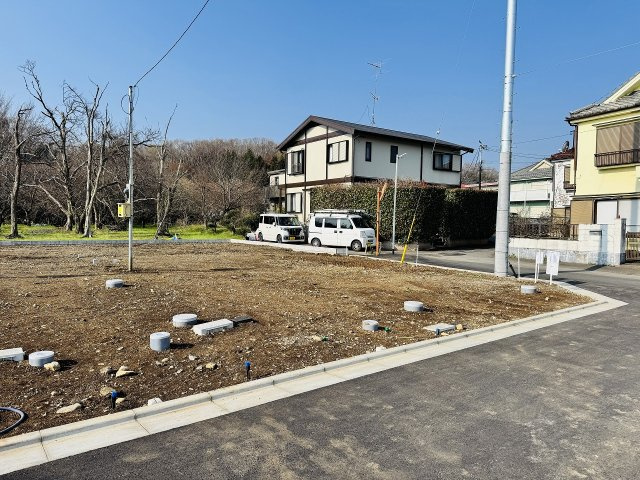 八王子市　弐分方町　新築一戸建て　１１期の外観|～保育園や小中学校が近く、子育てのしやすい住環境　全棟2台駐車可能カースペース付き～
