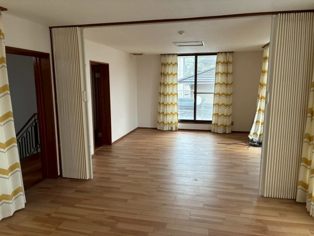 宇多津町岩屋　RC造5SLDKリフォーム戸建の洋室|リフォーム前（2026.4）
