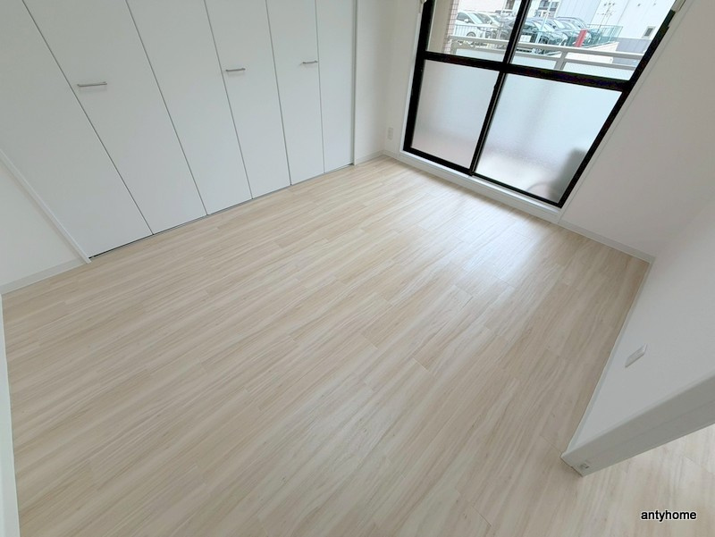 ロベリア弐番館　仲介手数料無料の寝室