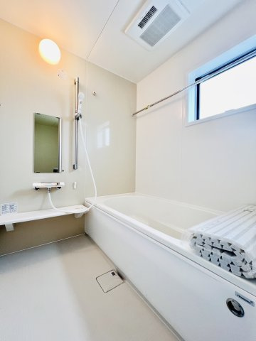 前橋小屋原の浴室|高級感溢れるユニットバスで１日の疲れも癒されます♪