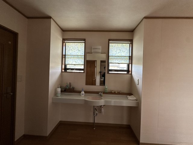 若葉台北　中古戸建の洗面所