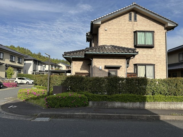 若葉台北　中古戸建の外観