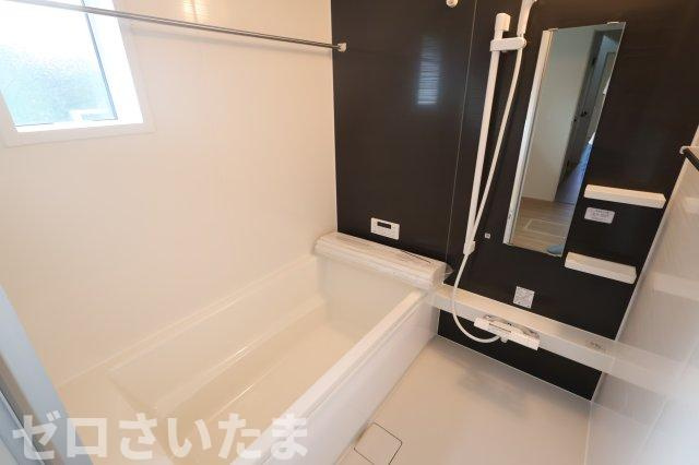 《仲介手数料無料》上尾市大字瓦葺2124新築一戸建てリナージュの浴室