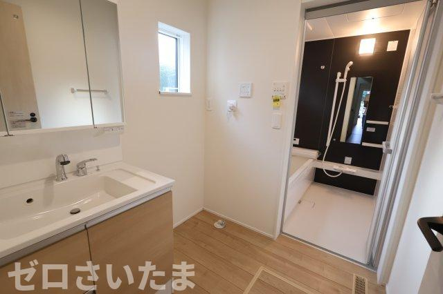 《仲介手数料無料》上尾市大字瓦葺2124新築一戸建てリナージュのランドリースペース