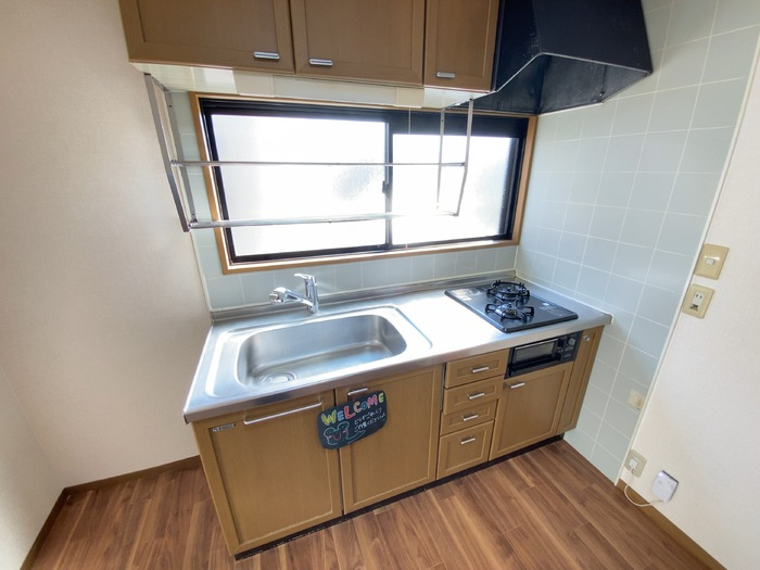 ヴィラクレスト B棟のキッチン