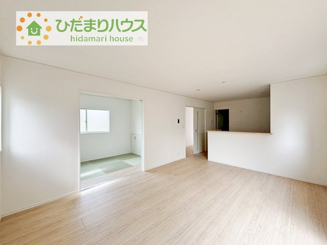 【居間・リビング】 | 下妻市高道祖第4　新築戸建　 | 早くお仕事終わらせて、家に帰りたくなるようなリビングです(^^♪