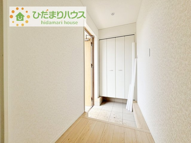【玄関】 | 下妻市高道祖第4　新築戸建　 | 丁度良い靴箱のサイズ♪これだけあれば家族全員の靴がしまえてスッキリ(^O^)