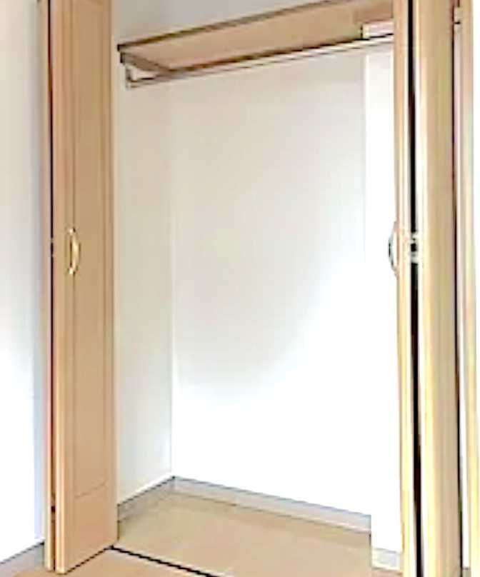 ペルレ世田谷　駅近　オートロック　南東角部屋の収納