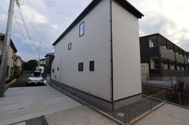 《仲介手数料無料》上尾市大字瓦葺2124新築一戸建てリナージュ