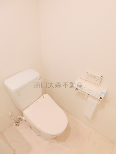 ライブコート大鳥居のトイレ|温水洗浄便座付きのトイレ