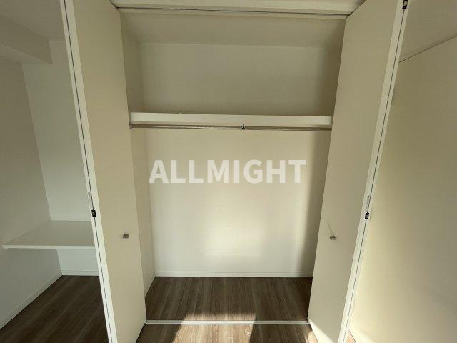 稲城市百村の賃貸マンションの収納