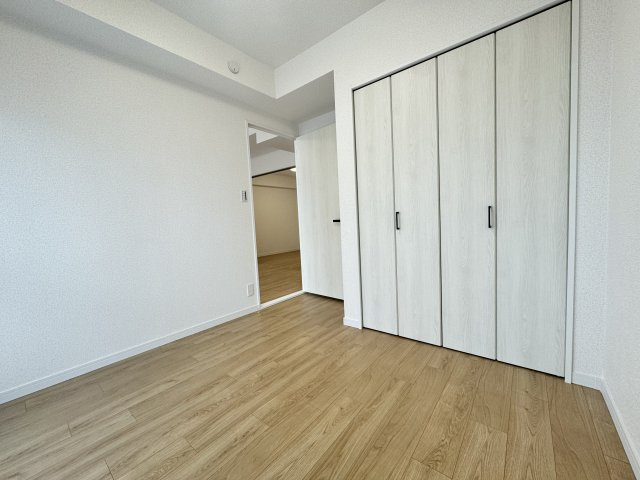 シャトー安城の洋室|明るい洋室です