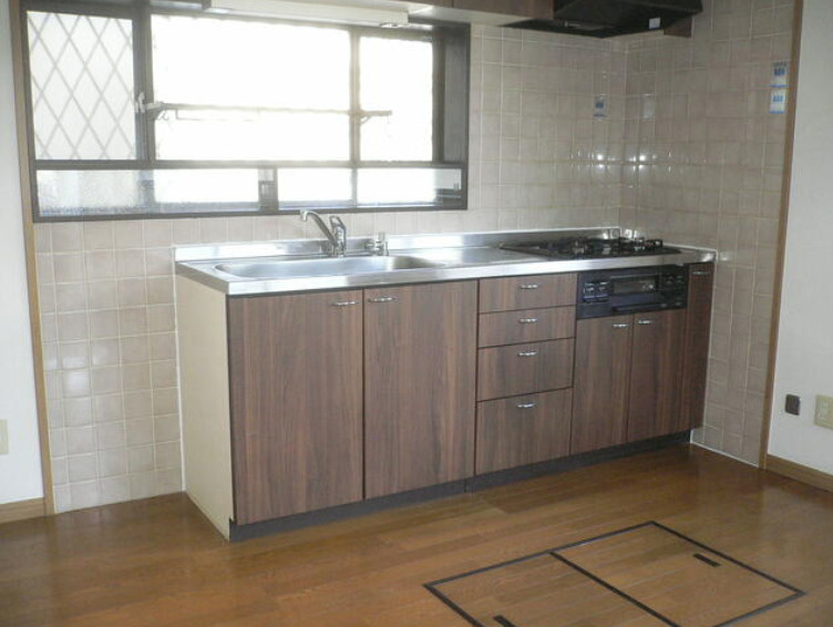 魚崎中町一戸建のキッチン