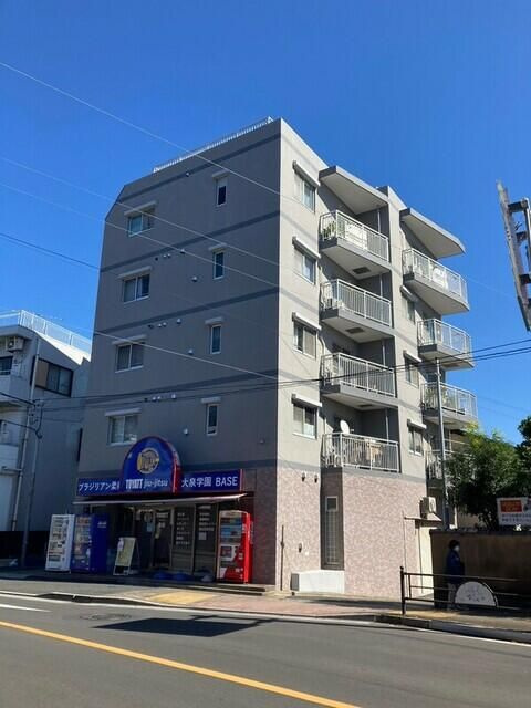 グランビュー北園のエントランス