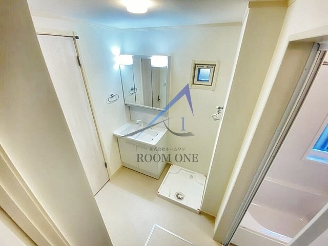 ベルフォーレ井草の洗面所|独立洗面台です。