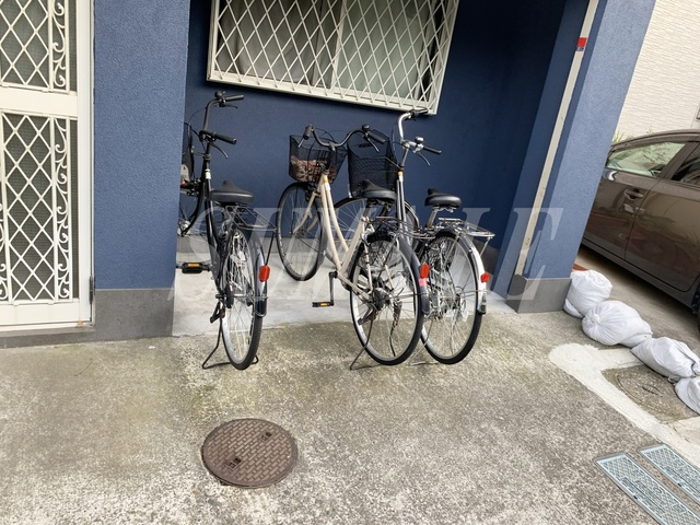 ディアコート西小岩のその他共用部分|敷地内自転車置き場