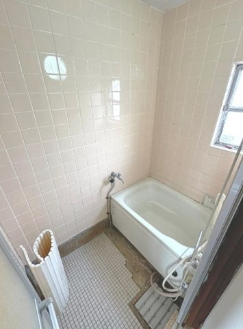 富田第2住宅の浴室