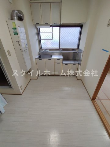 シャトーの居間・リビング
