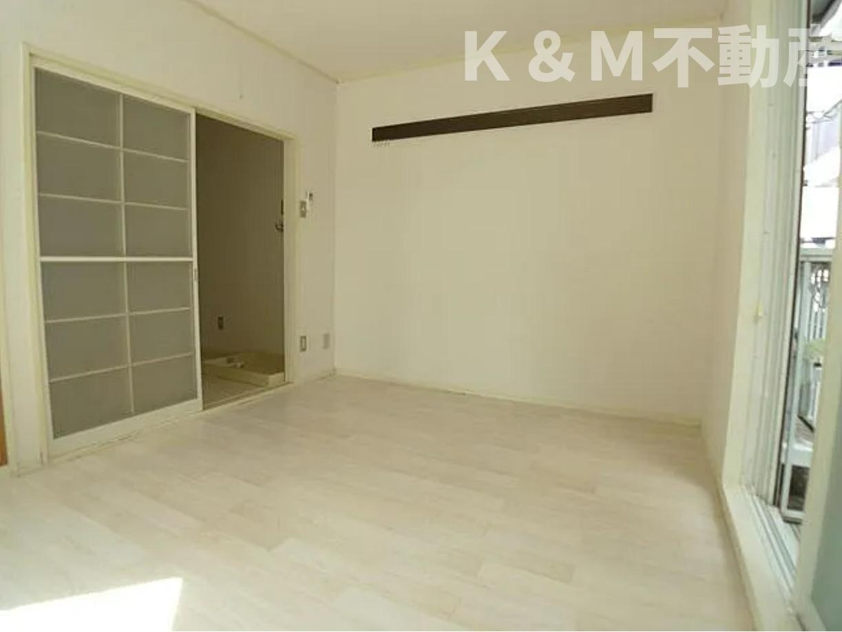 アフタヌーンクロダPartIIの居間・リビング|居間です