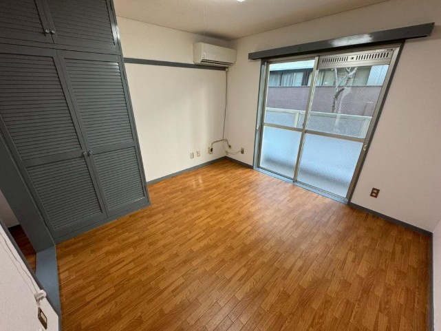 プラザ東高円寺の居間・リビング