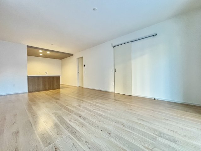 堺市堺区寺地町2丁　新築戸建の居間・リビング