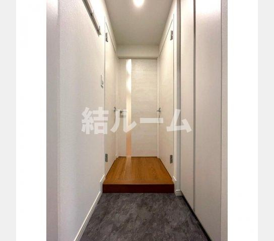 北区滝野川７丁目の賃貸マンションの玄関