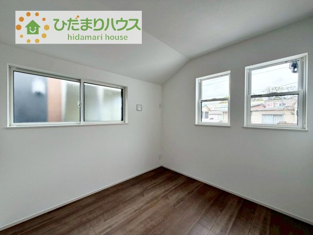 【洋室】 | 我孫子市第3若松　新築戸建　2号棟 | 夏場に心地良いひんやり感はフローリングならでは☆彡