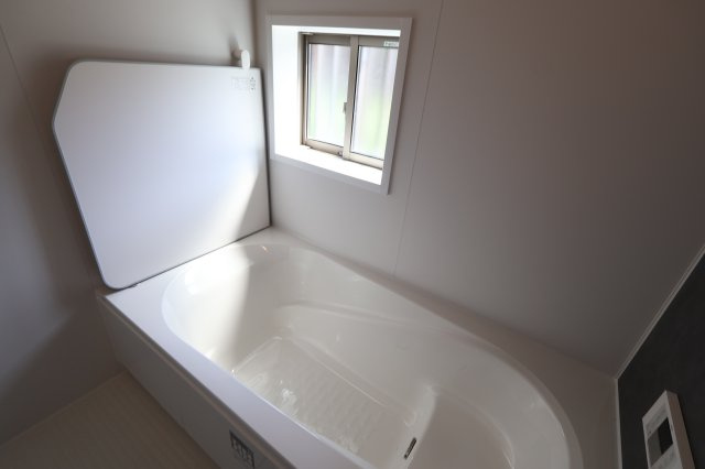 《仲介手数料無料》上尾市緑丘４丁目10-8新築一戸建てハートフルタウンの浴室
