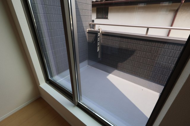 《仲介手数料無料》上尾市緑丘４丁目10-8新築一戸建てハートフルタウンのバルコニー