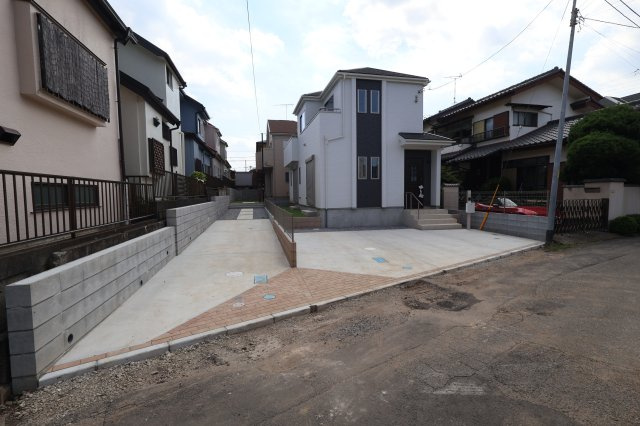 《仲介手数料無料》上尾市緑丘４丁目10-8新築一戸建てハートフルタウンの外観