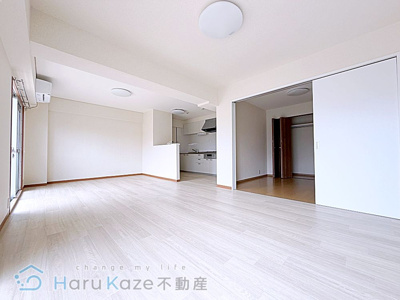 【居間・リビング】 | シティライフ平針【名古屋市賃貸・宅配ボックス】