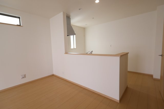 《仲介手数料無料》上尾市緑丘４丁目10-8新築一戸建てハートフルタウンのキッチン