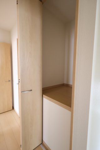 《仲介手数料無料》上尾市緑丘４丁目10-8新築一戸建てハートフルタウンの収納